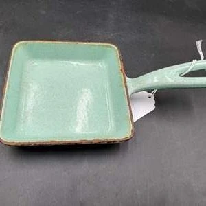 Cast Iron Omelet Maker