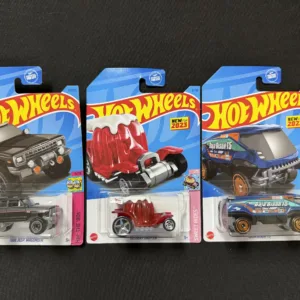 Hot Wheels 3-Car Lot – 1988 Jeep Wagoneer, Dessert Drifter & Baja Bison T5
